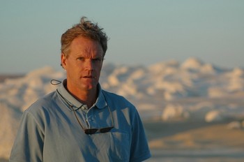 neil macfarquhar.jpg